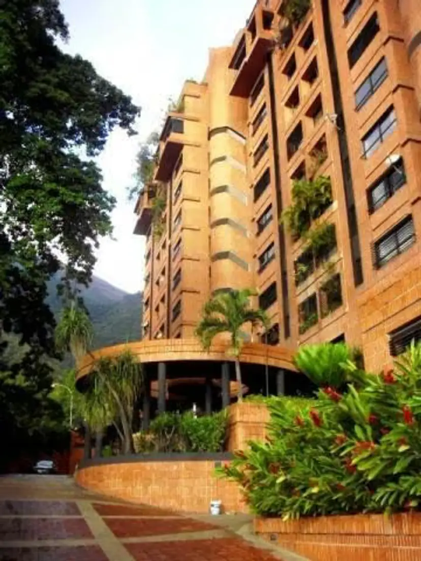 Apartamento (1 Nivel) en Alquiler en Los Dos Caminos, Distrito Metropolitano