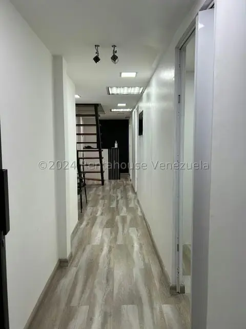 Local Comercial en Alquiler en La Castellana, Distrito Metropolitano - 2