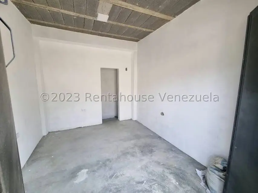Local Comercial en Alquiler en La Piedad Norte, Lara - 27