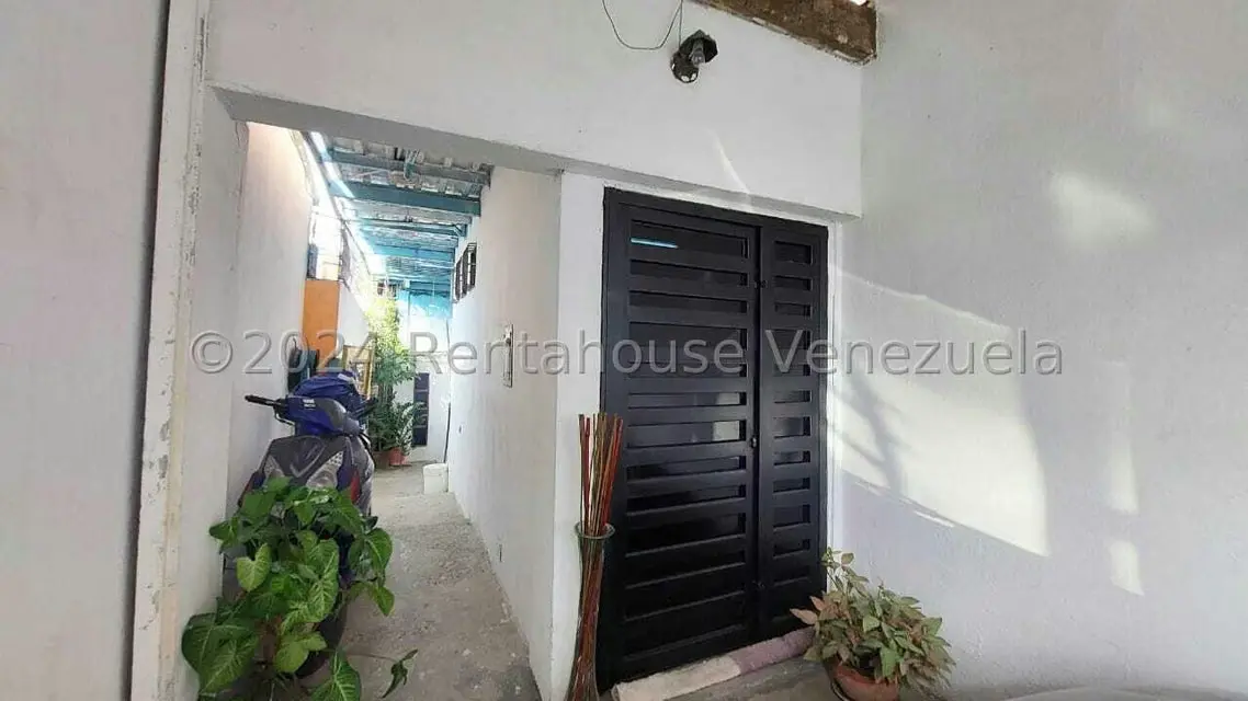 Casa (Duplex) en Venta en Centro, Lara - 2