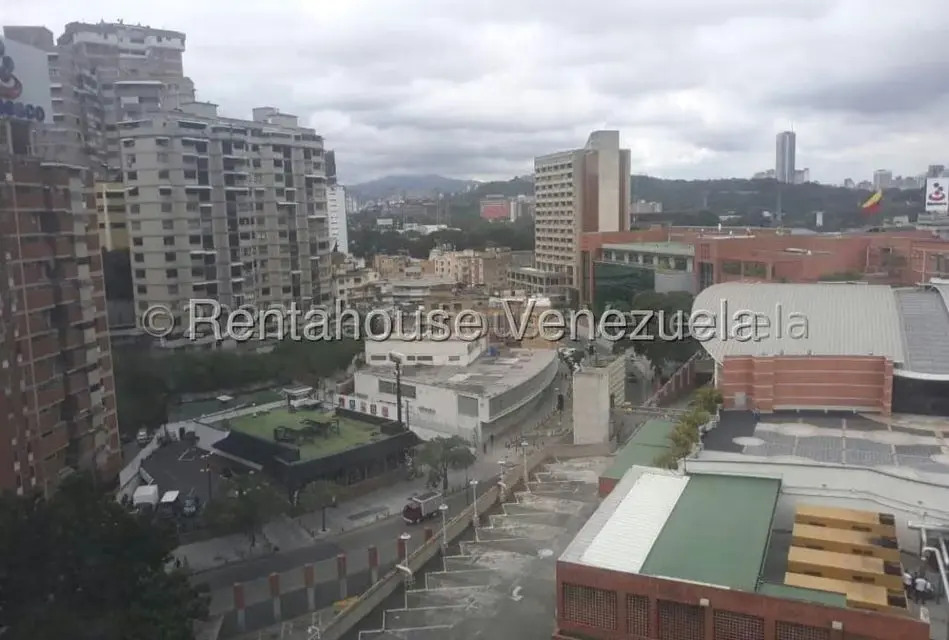 Oficina en Alquiler en Bello Monte, Distrito Metropolitano - 11