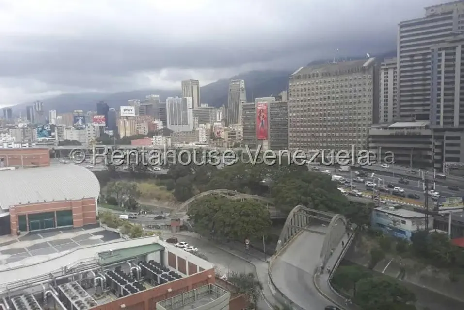 Oficina en Alquiler en Bello Monte, Distrito Metropolitano - 10