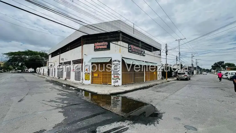 Comercial (Local Comercial) en Alquiler en Piñonal, Aragua