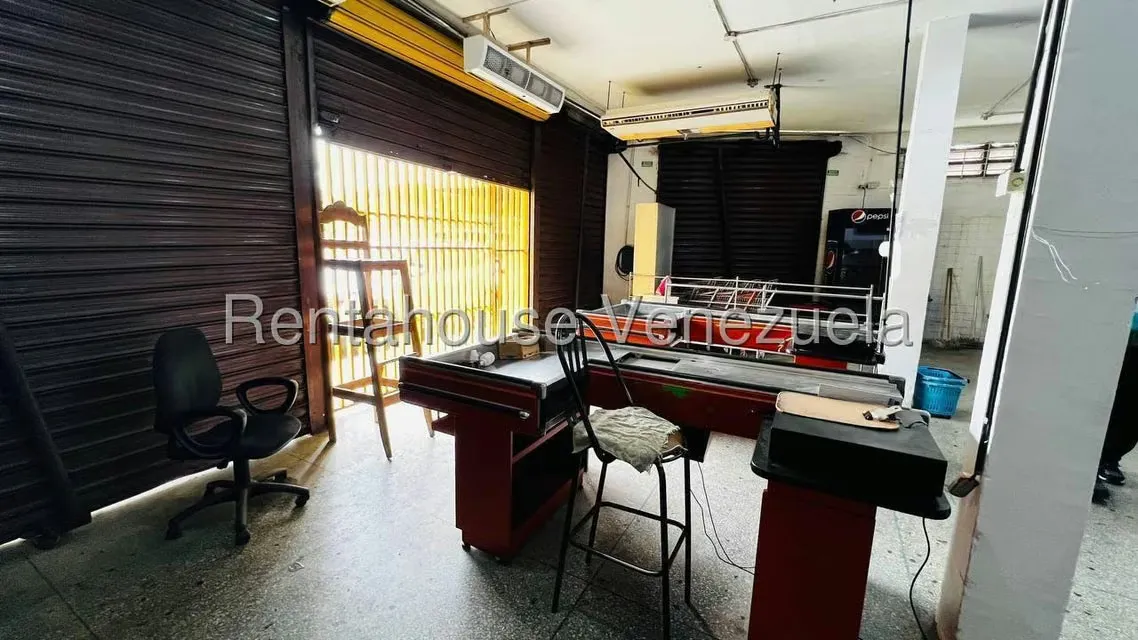 Local Comercial en Alquiler en Piñonal, Aragua - 3