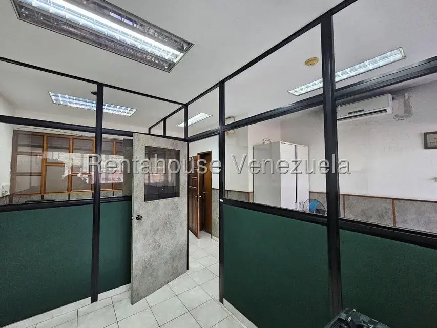 Oficina en Venta en Guarenas, Miranda - 20