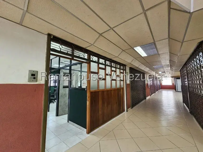 Oficina en Venta en Guarenas, Miranda - 5