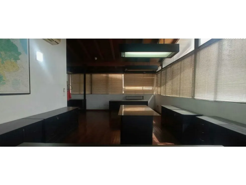 Alquilo oficina 160m2 Boleíta Sur 6039 - 7
