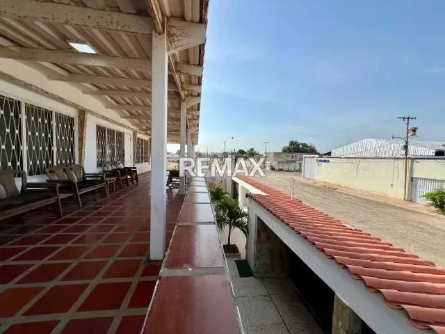 VENDO CASA EN LA URB MOPNTE BELLO - 2