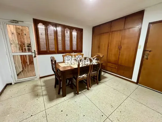 VENDO CASA EN LA URB MOPNTE BELLO - 4