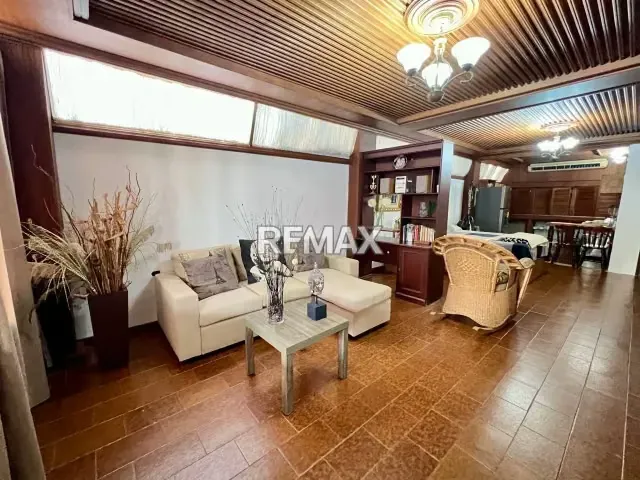 VENDO CASA EN LA URB MOPNTE BELLO - 8