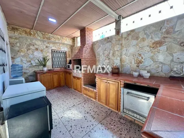 VENDO CASA EN LA URB MOPNTE BELLO - 10