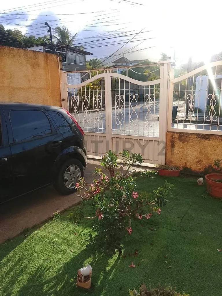 Townhouse en Palosano en La Asunción - 4