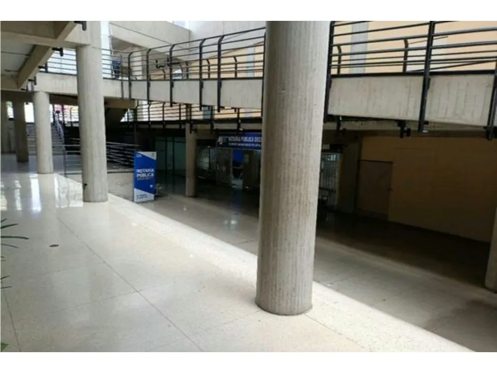 Se alquila Local comercial de 340 m2 obra Gris en Santa Monica - 4