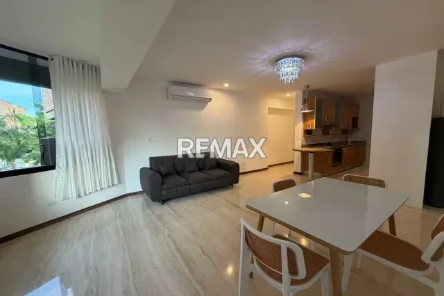 Alquiler de Apartamento en Campo Alegre - 11