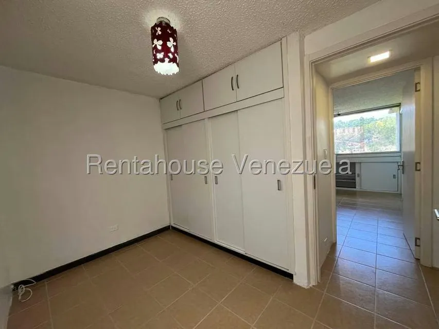 Apartamento (1 Nivel) en Alquiler en Terrazas de Guaicoco, Distrito Metropolitano - 20