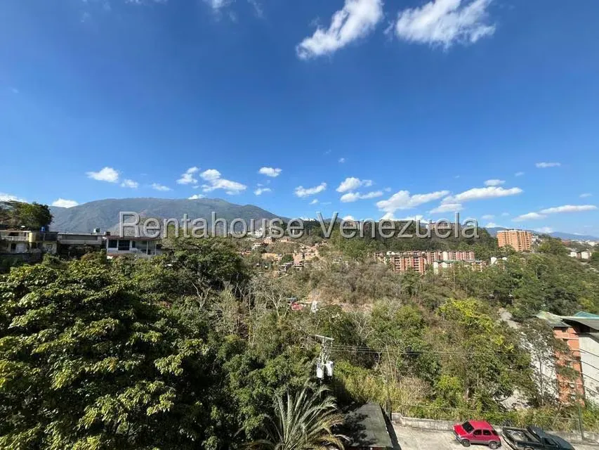 Apartamento (1 Nivel) en Alquiler en Terrazas de Guaicoco, Distrito Metropolitano - 7