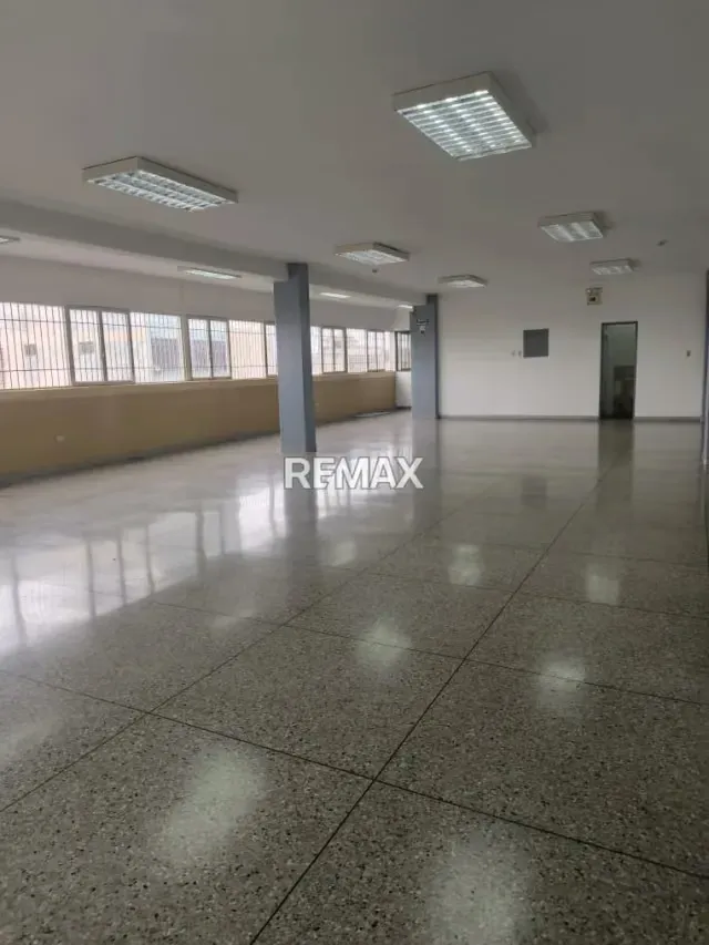 Local Comercial en Alquiler Avenida Andrés Bello Edificio Cofricarsa Zona Centro - Barquisimeto - 10