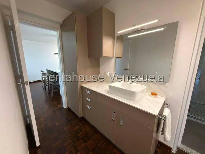 Apartamento (1 Nivel) en Alquiler en Las Mercedes, Distrito Metropolitano - 21