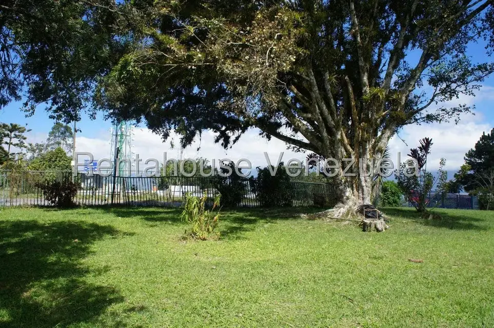 Terreno (Residencial) en Venta en La Lagunita Country Club, Distrito Metropolitano - 3