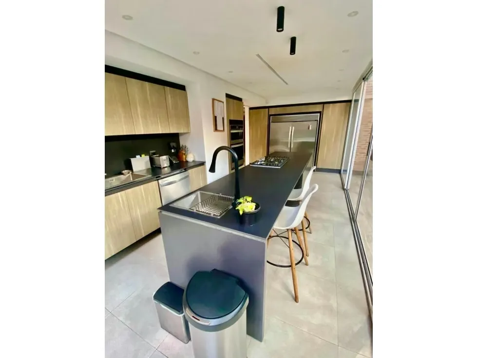Vendo PB c/piscina 465m2 Campo Alegre 2439 - 13