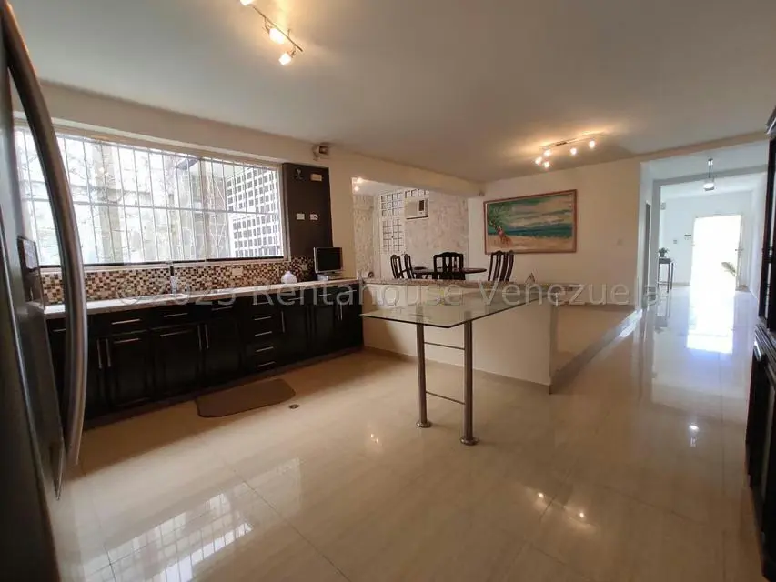 Casa (Duplex) en Venta en El Limon, Aragua - 12