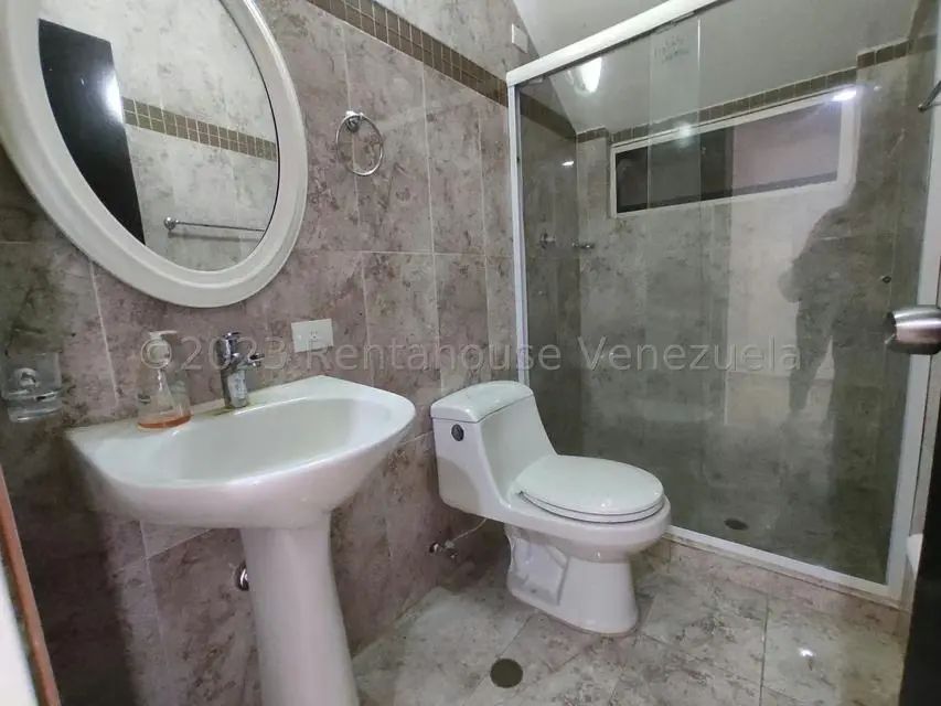 Casa (Duplex) en Venta en El Limon, Aragua - 18