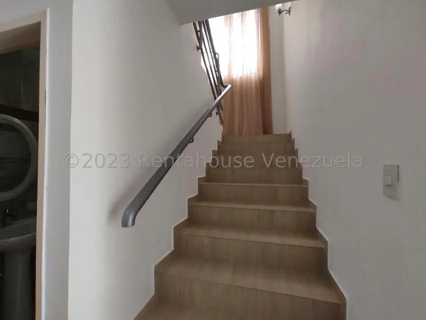 Casa (Duplex) en Venta en El Limon, Aragua - 19