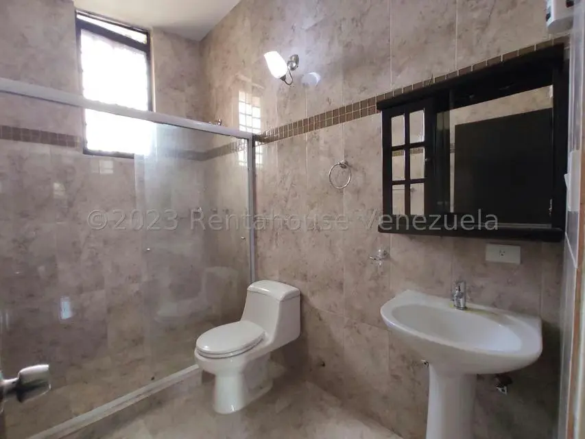 Casa (Duplex) en Venta en El Limon, Aragua - 25
