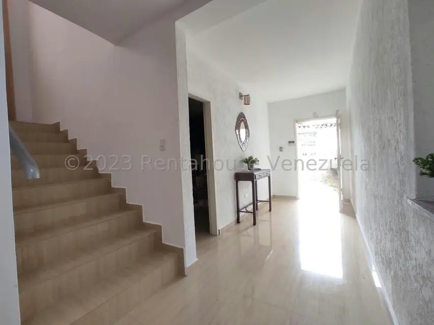 Casa (Duplex) en Venta en El Limon, Aragua - 3