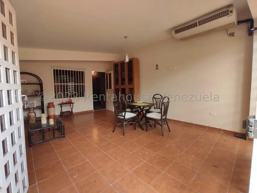 Casa (Duplex) en Venta en El Limon, Aragua - 34