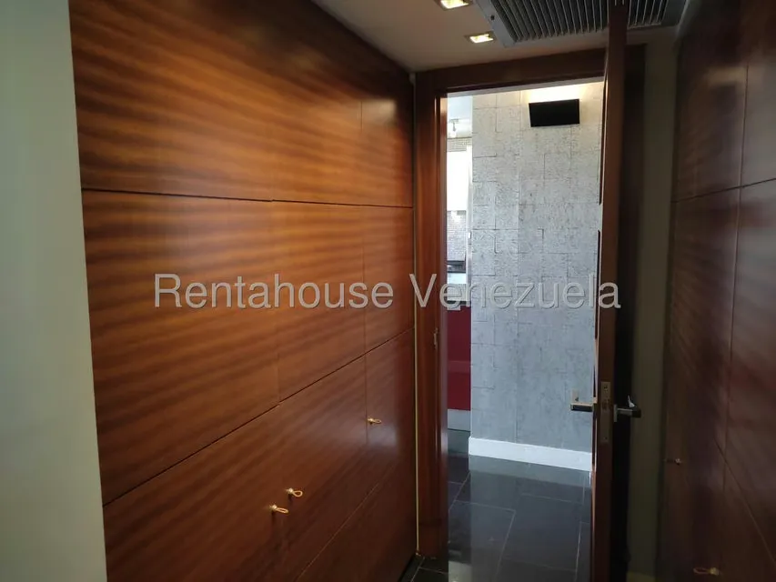 Apartamento (1 Nivel) en Alquiler en Colinas de Bello Monte, Distrito Metropolitano - 19