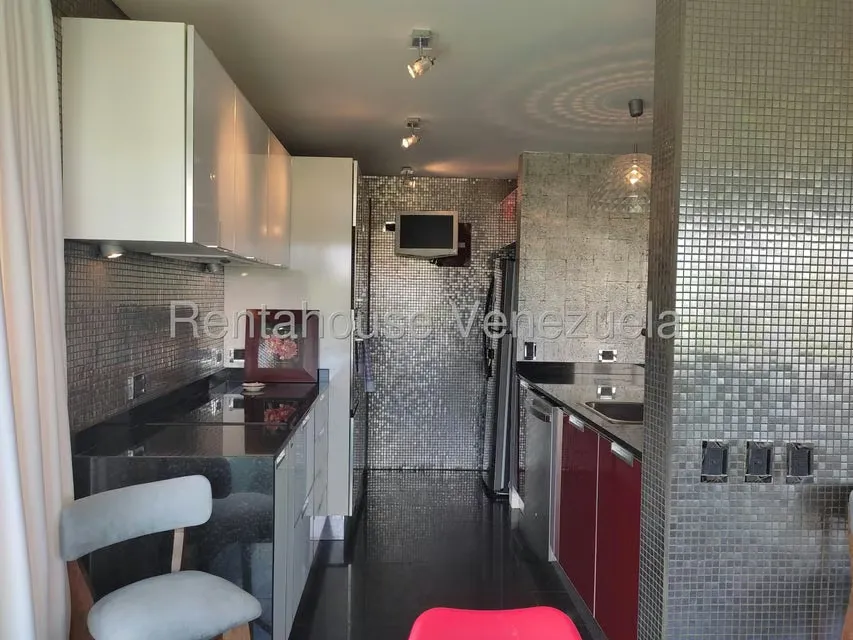 Apartamento (1 Nivel) en Alquiler en Colinas de Bello Monte, Distrito Metropolitano - 6