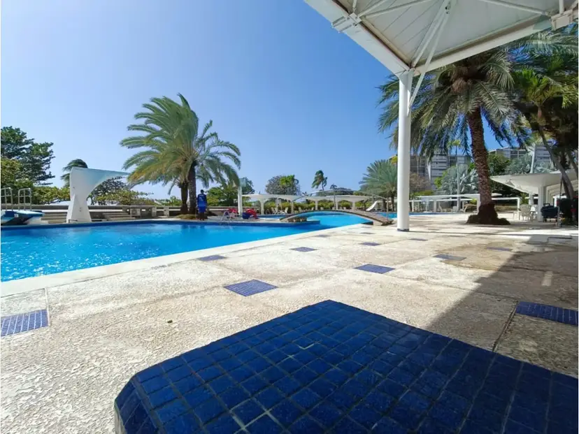 Se vende Apto 121m² 3h+s/2b+s/2p Naiguata