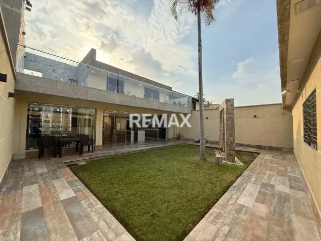 Venta espectacular Townhouse a estrenar , totalmente amoblado - 2