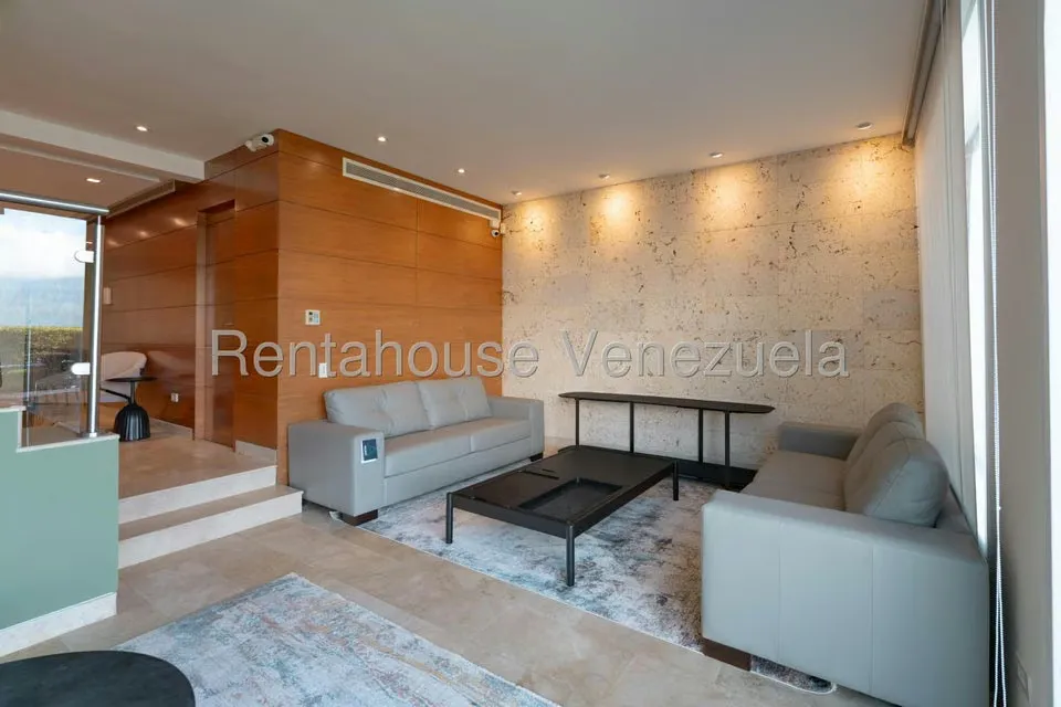 Casa (Duplex) en Alquiler en Alto Hatillo, Distrito Metropolitano - 13