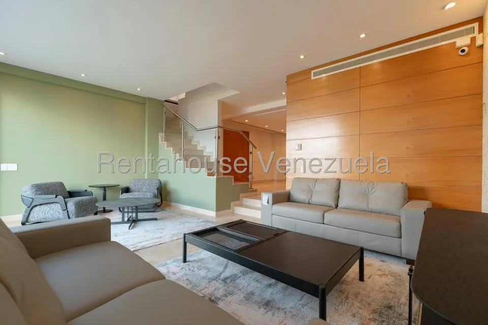 Casa (Duplex) en Alquiler en Alto Hatillo, Distrito Metropolitano - 15