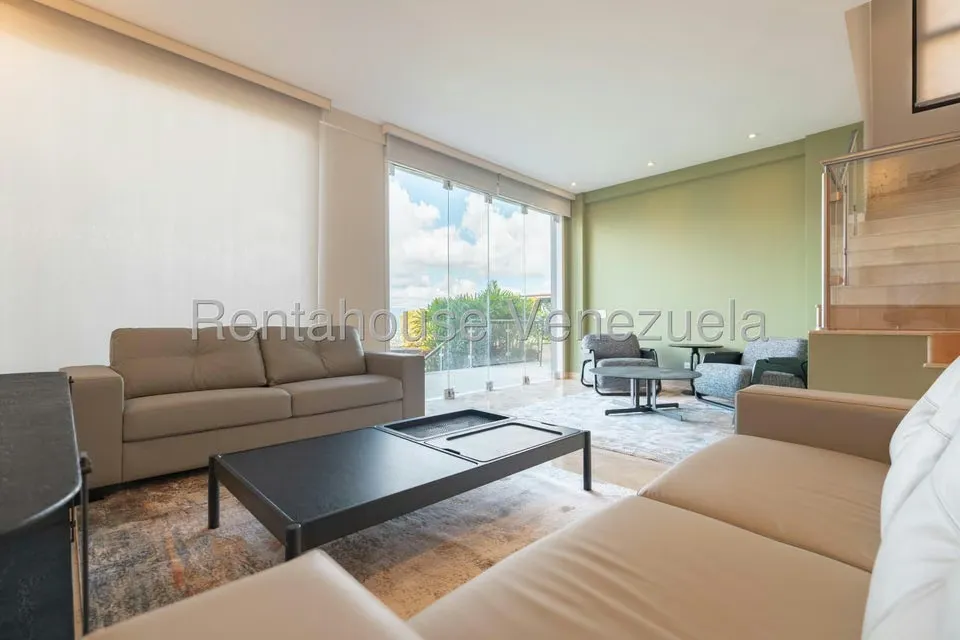 Casa (Duplex) en Alquiler en Alto Hatillo, Distrito Metropolitano - 16