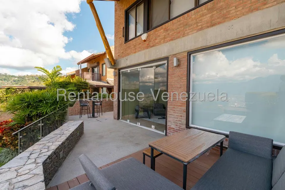 Casa (Duplex) en Alquiler en Alto Hatillo, Distrito Metropolitano - 22