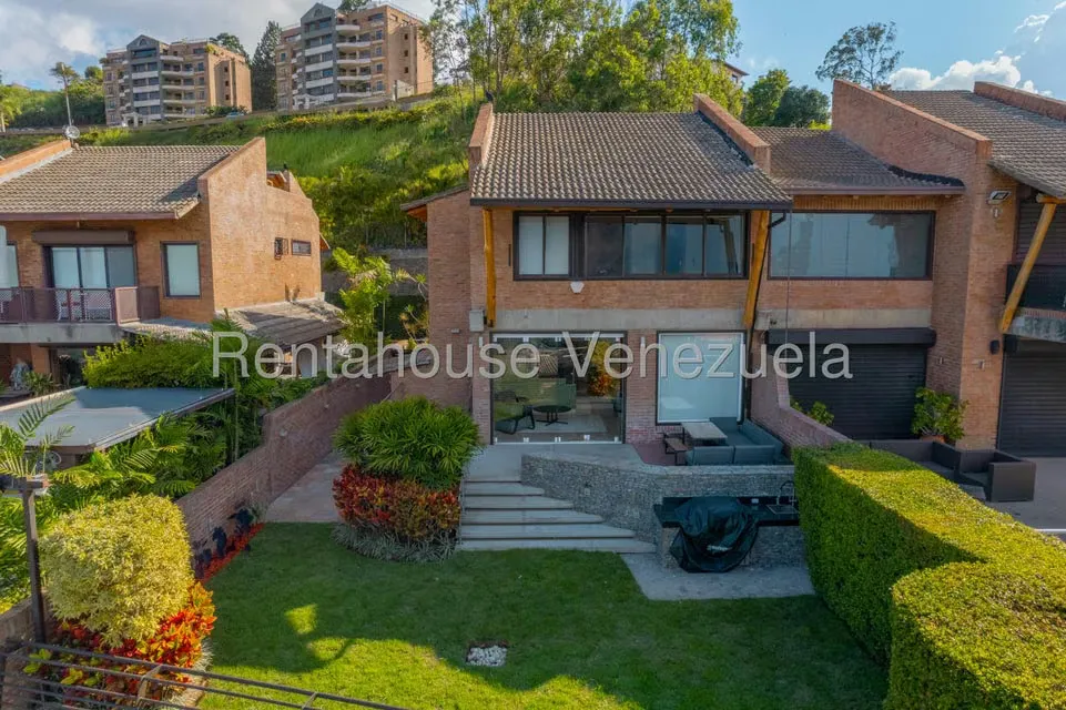 Casa (Duplex) en Alquiler en Alto Hatillo, Distrito Metropolitano - 4