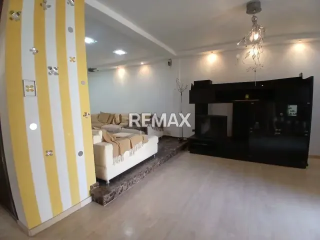 Se Alquila Townhouse en urbanismo privado Coro Edo. Falcón - 3