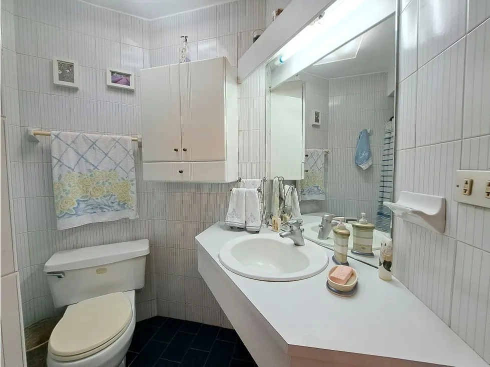 Vendo PB c/ jardin 401+368m2 alta Florida 0942 - 17