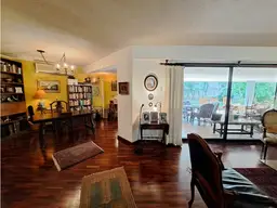 View 10