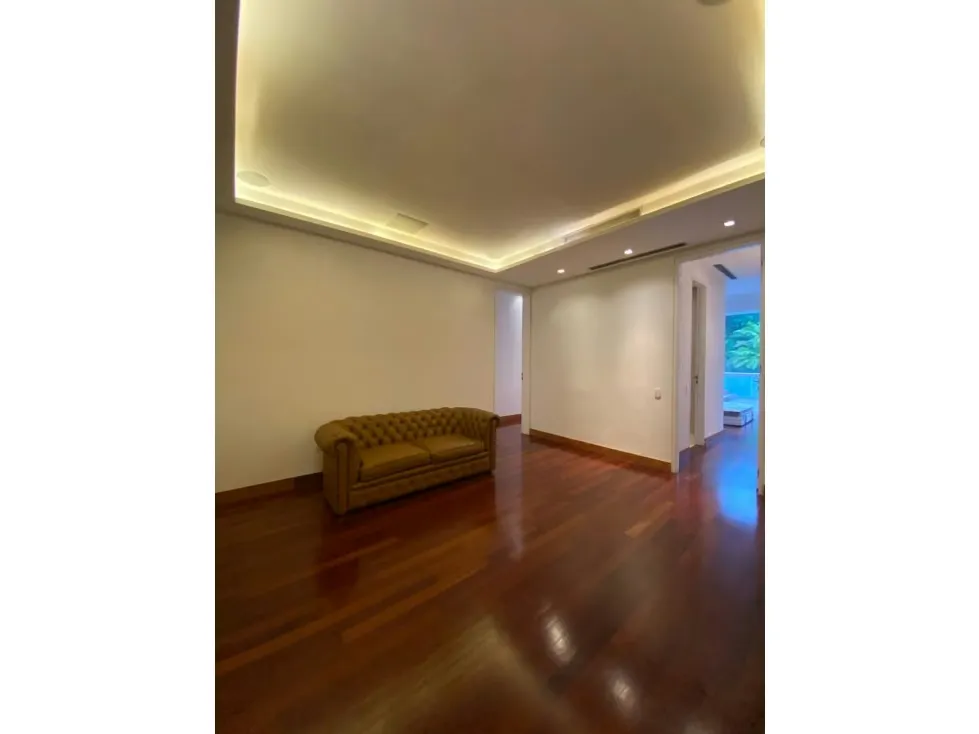 Se vende apto 670m2 4h/5b/6p La Castellana 9293 - 9