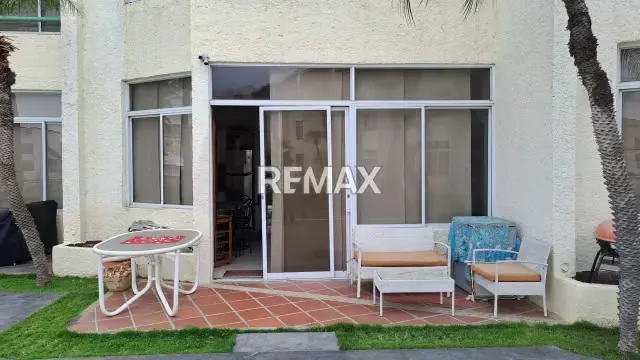 SE VENDE APARTAMENTO EN LECHERIA BORA BORA PLAZA CASAS BOTES B - 10