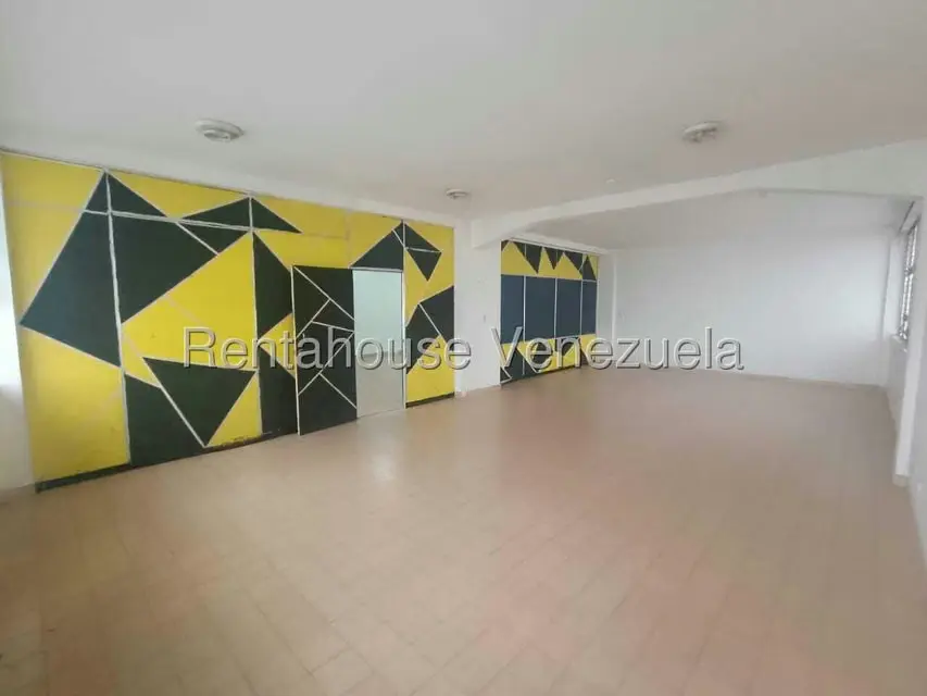 Oficina en Alquiler en Avenida Bolivar, Aragua - 11