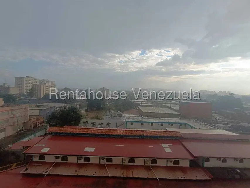 Oficina en Alquiler en Avenida Bolivar, Aragua - 15