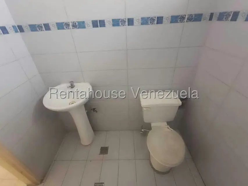 Oficina en Alquiler en Avenida Bolivar, Aragua - 9