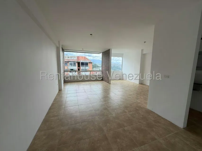 Apartamento (1 Nivel) en Venta en Lomas del Sol, Distrito Metropolitano - 2
