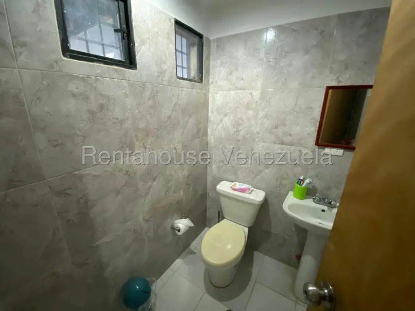 Casa (Duplex) en Venta en Altos de la Galera, Portuguesa - 3