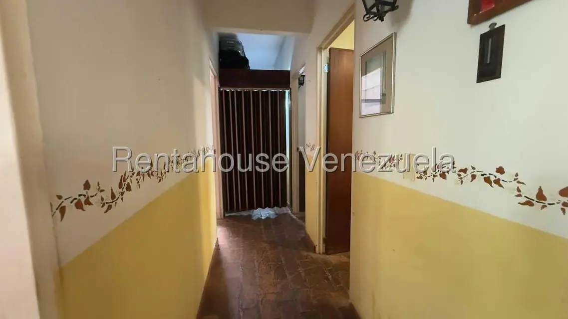 Casa (1 Nivel) en Venta en Oripoto, Distrito Metropolitano - 38